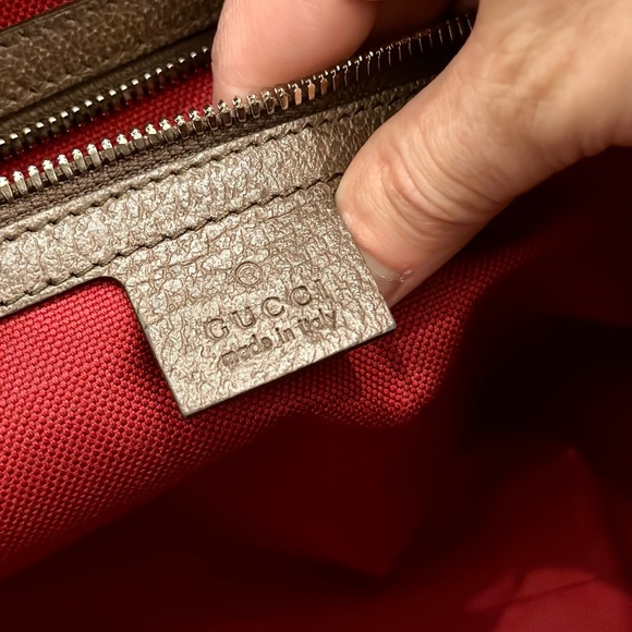 GUCCI Tote/Handbag - Picture 12 of 17